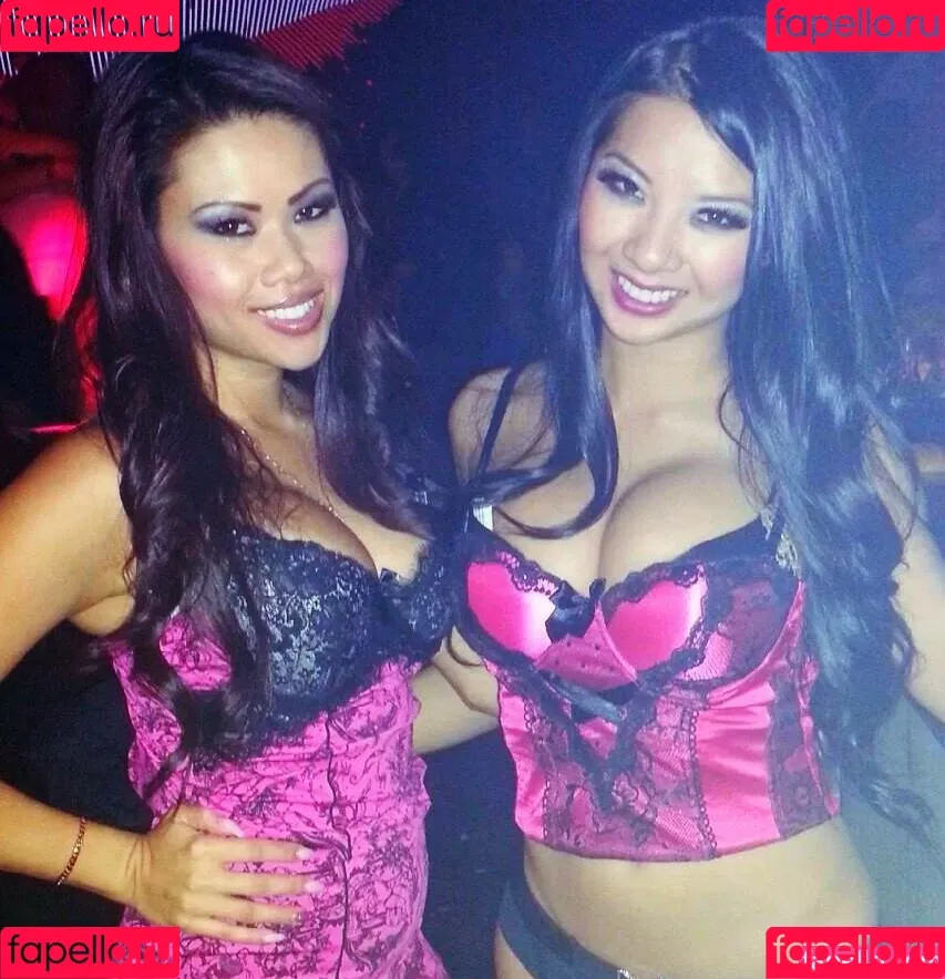 Jenny Chu / iheartjennychu / jenniferchufree Onlyfans Photo Gallery 