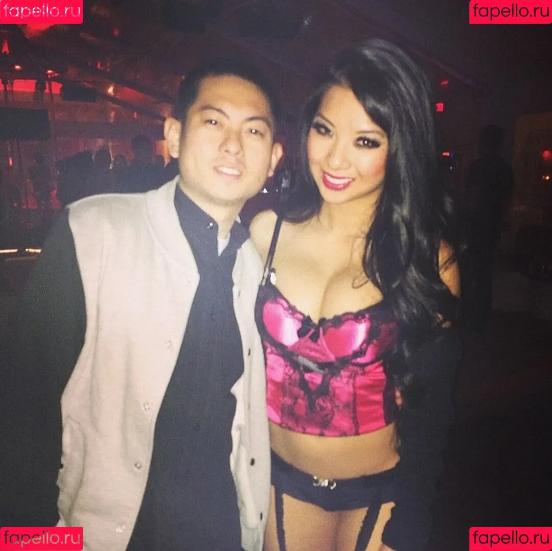 Jenny Chu / iheartjennychu / jenniferchufree Onlyfans Photo Gallery 
