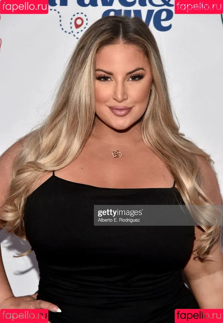 Ashley Alexiss / ashalexiss Onlyfans Photo Gallery 