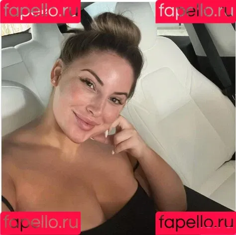 Ashley Alexiss / ashalexiss Onlyfans Photo Gallery 