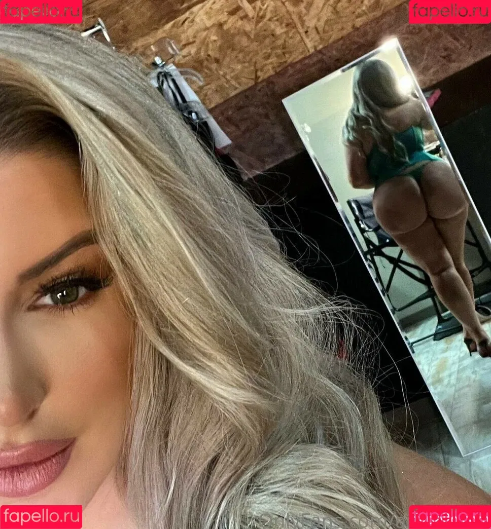 Ashley Alexiss / ashalexiss Onlyfans Photo Gallery 