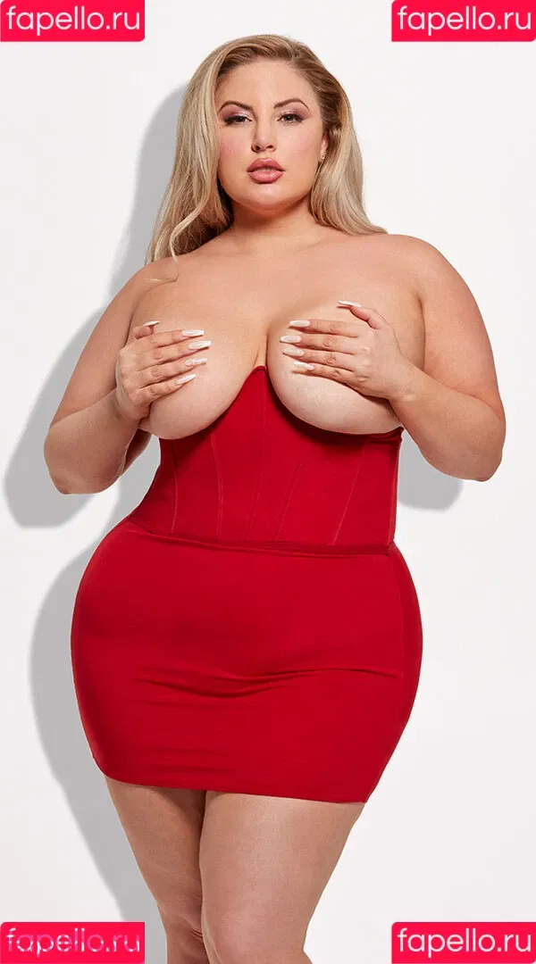Ashley Alexiss / ashalexiss Onlyfans Photo Gallery 