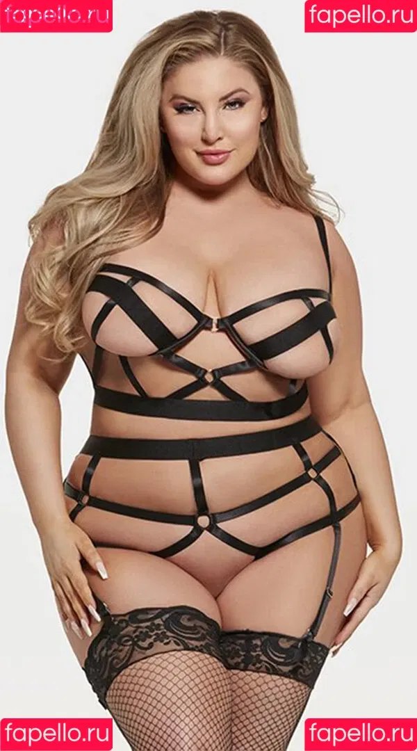 Ashley Alexiss / ashalexiss Onlyfans Photo Gallery 