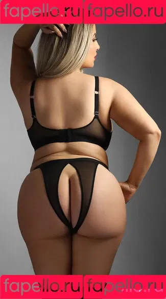Ashley Alexiss / ashalexiss Onlyfans Photo Gallery 
