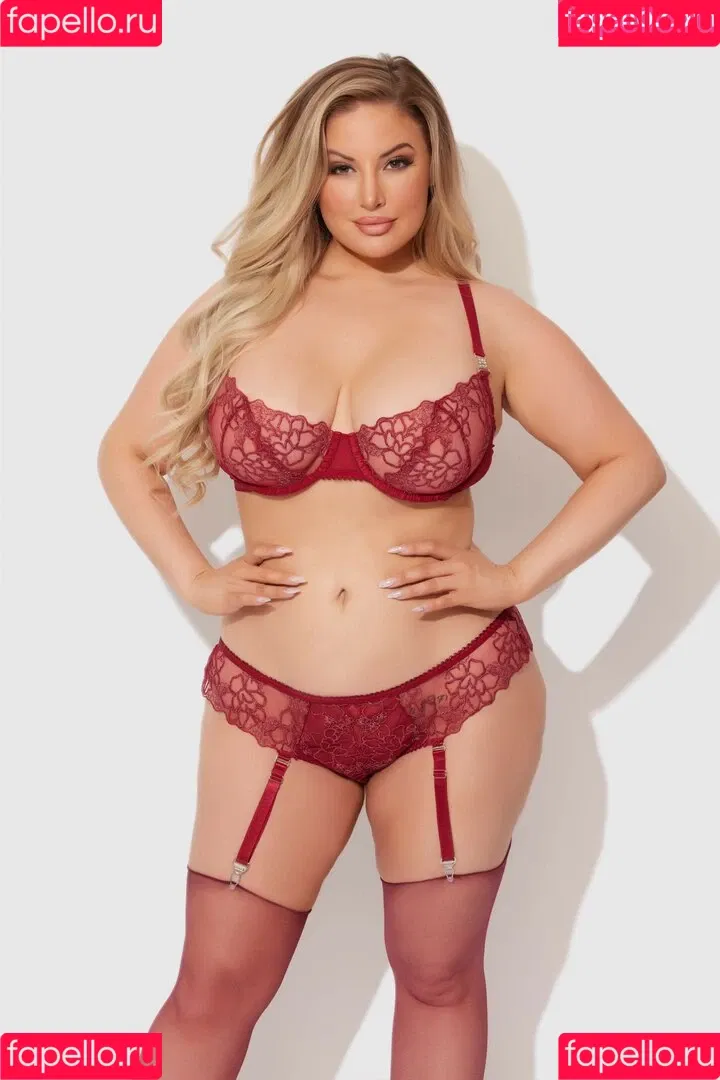Ashley Alexiss / ashalexiss Onlyfans Photo Gallery 