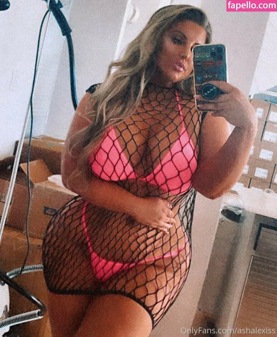 Ashley Alexiss / ashalexiss Onlyfans Photo Gallery 