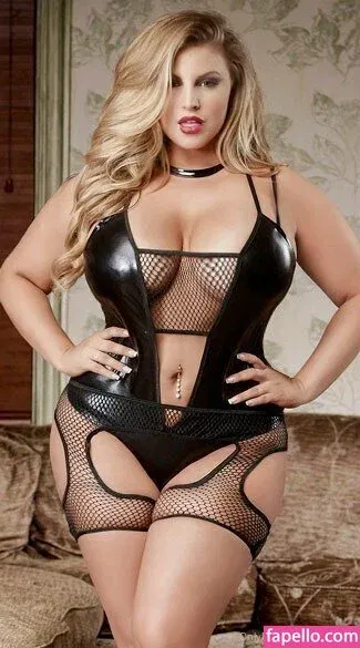 Ashley Alexiss / ashalexiss Onlyfans Photo Gallery 