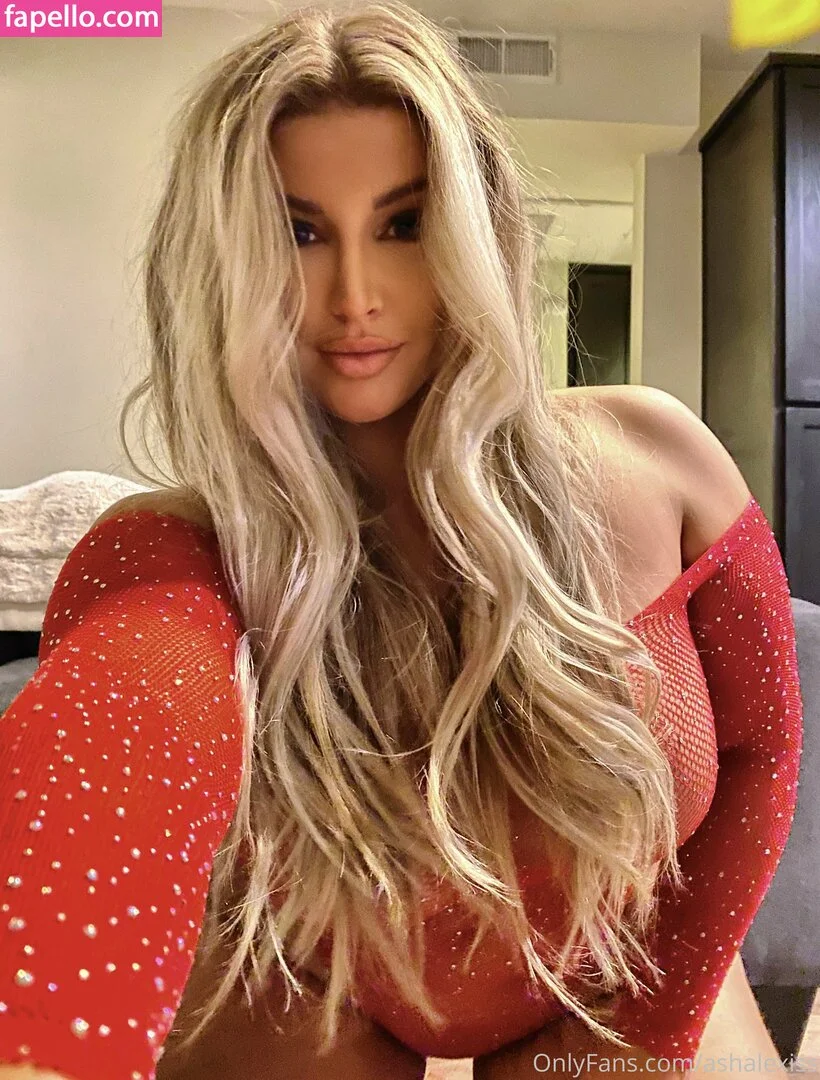 Ashley Alexiss / ashalexiss Onlyfans Photo Gallery 