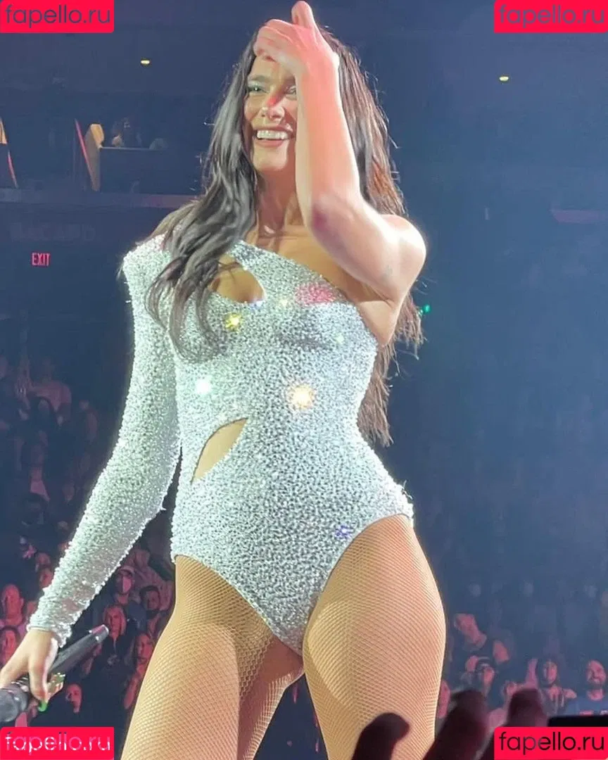 Dua Lipa / dualipa / newsong Onlyfans Photo Gallery 