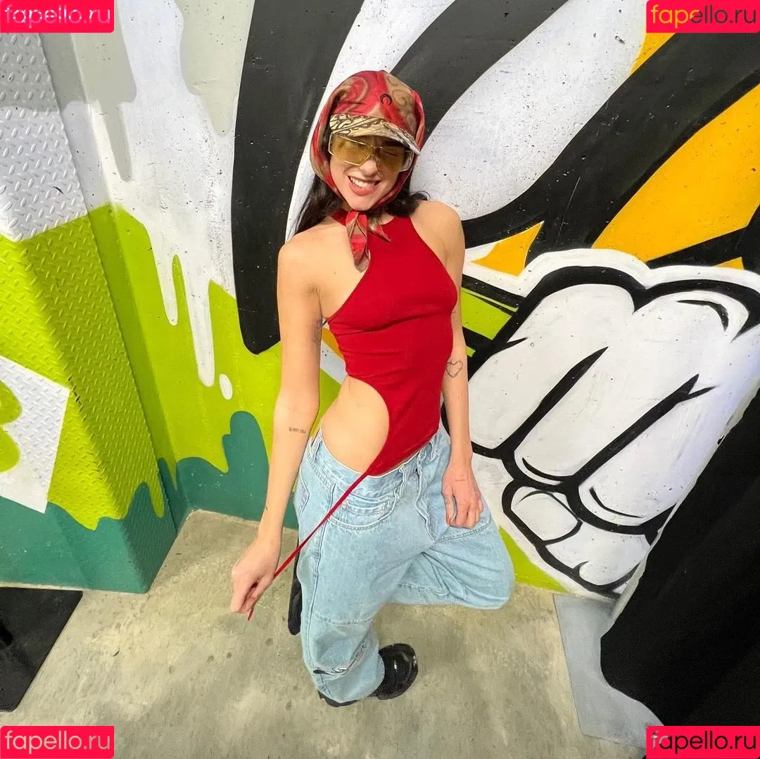 Dua Lipa / dualipa / newsong Onlyfans Photo Gallery 