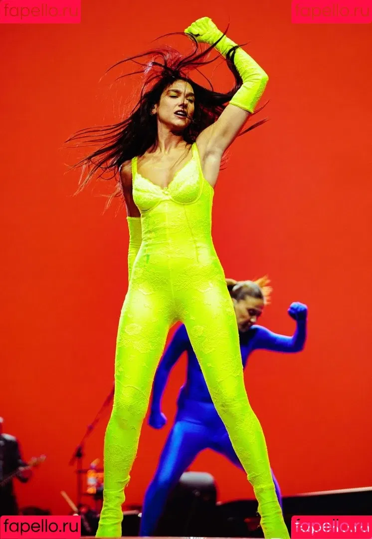 Dua Lipa / dualipa / newsong Onlyfans Photo Gallery 