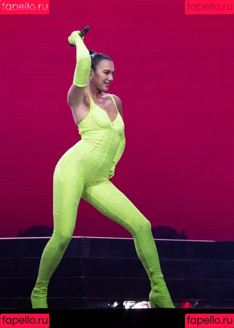 Dua Lipa / dualipa / newsong Onlyfans Photo Gallery 