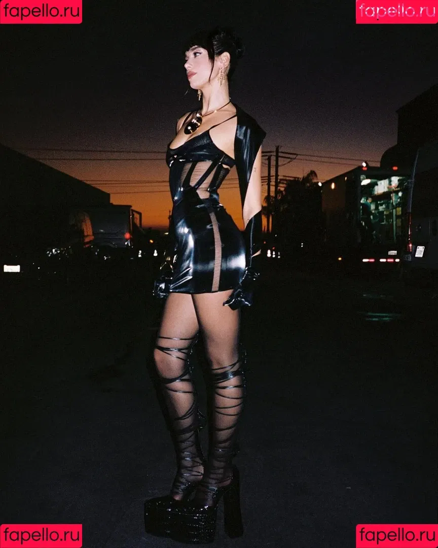 Dua Lipa / dualipa / newsong Onlyfans Photo Gallery 