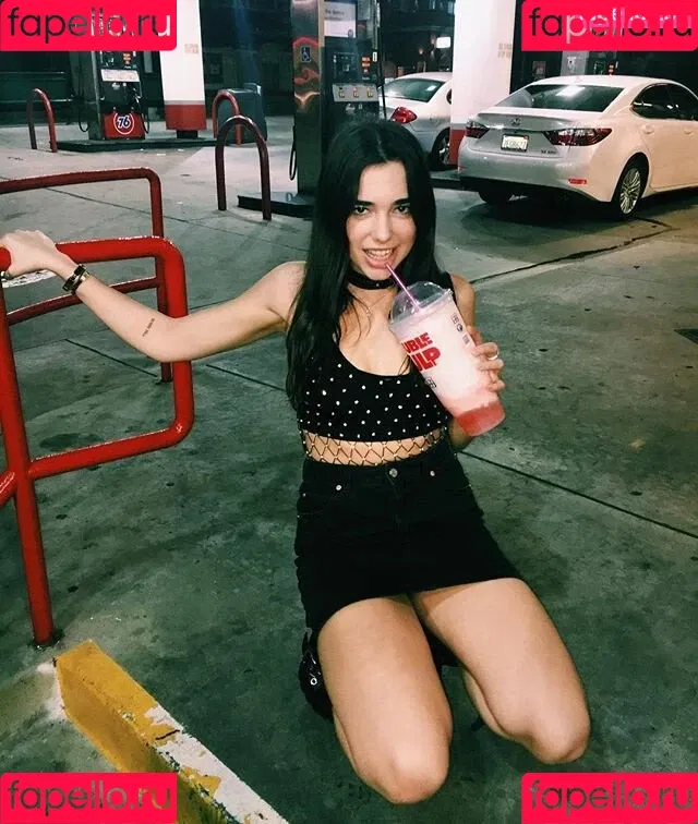 Dua Lipa / dualipa / newsong Onlyfans Photo Gallery 