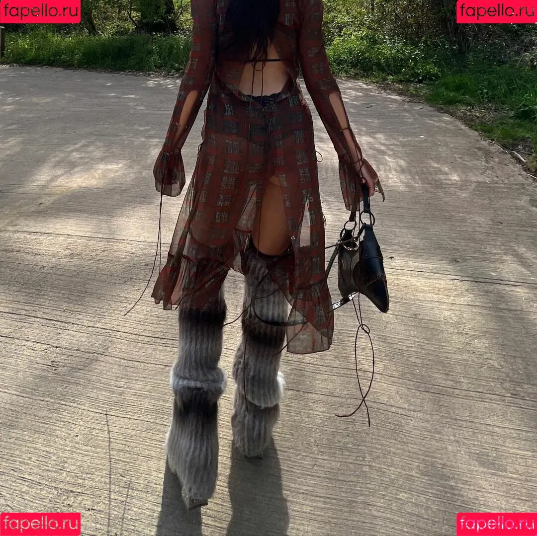 Dua Lipa / dualipa / newsong Onlyfans Photo Gallery 