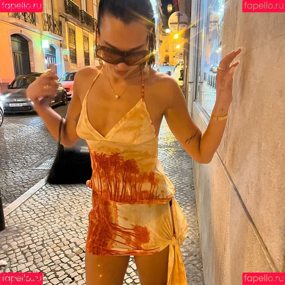 Dua Lipa / dualipa / newsong Onlyfans Photo Gallery 