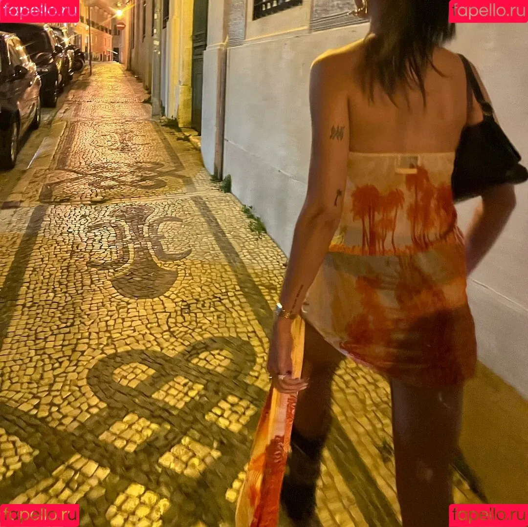 Dua Lipa / dualipa / newsong Onlyfans Photo Gallery 