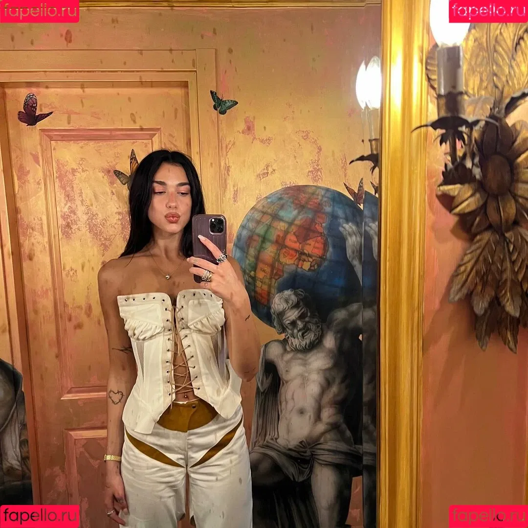 Dua Lipa / dualipa / newsong Onlyfans Photo Gallery 