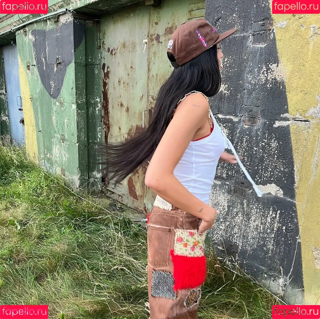 Dua Lipa / dualipa / newsong Onlyfans Photo Gallery 