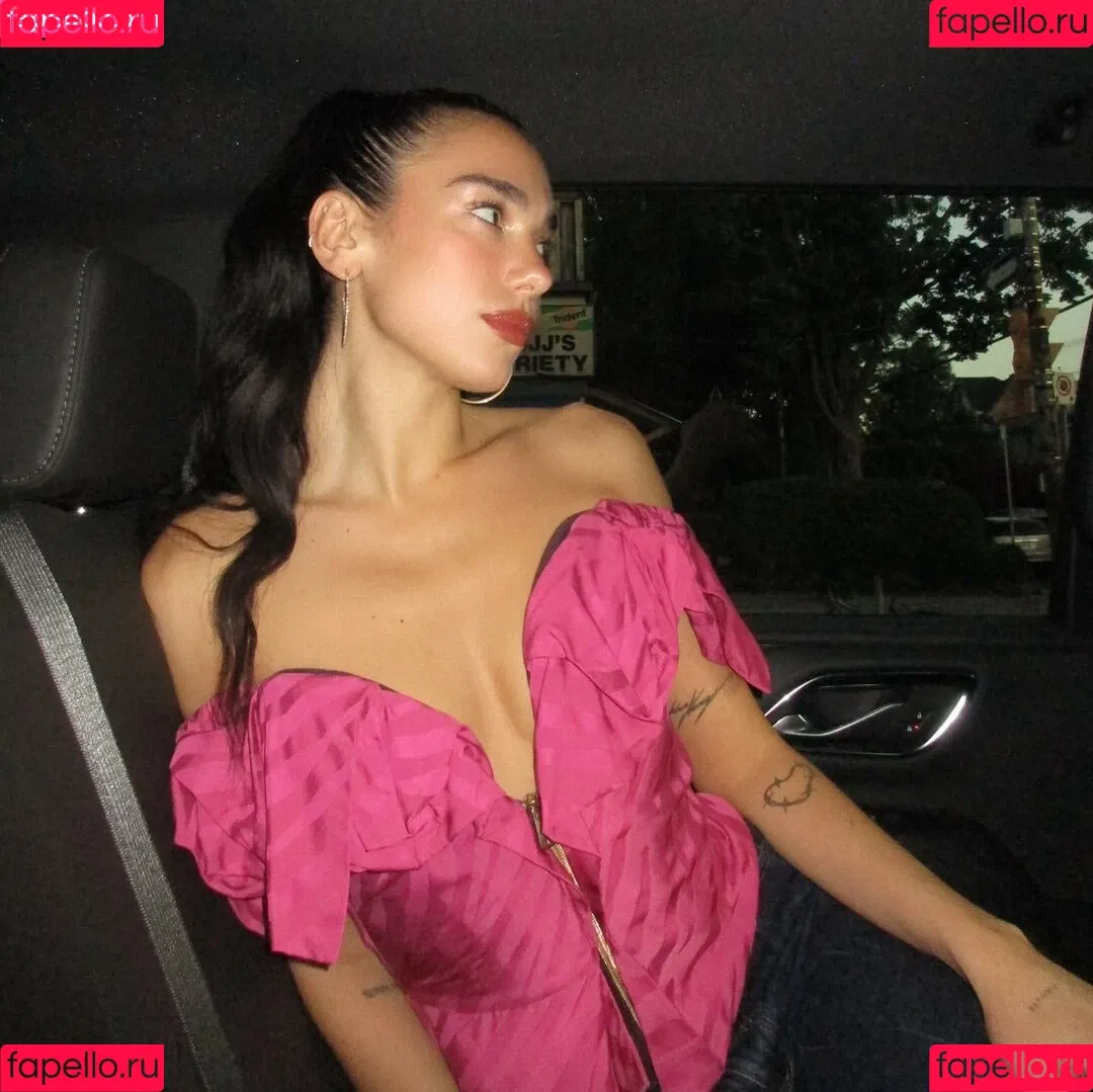 Dua Lipa / dualipa / newsong Onlyfans Photo Gallery 