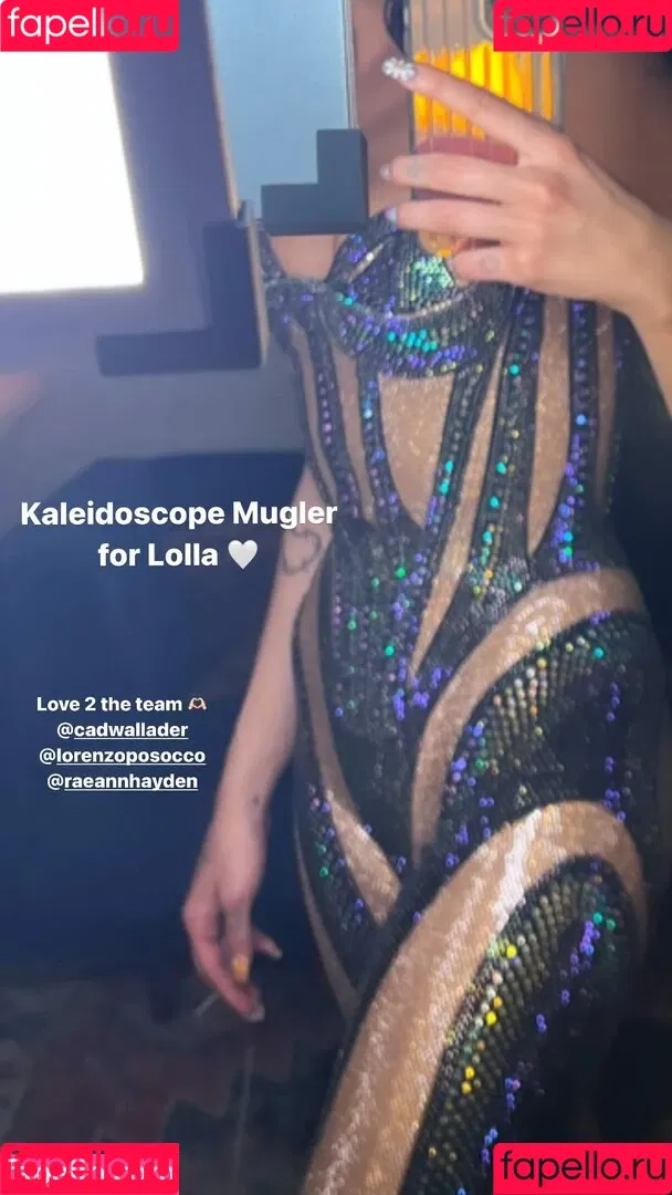 Dua Lipa / dualipa / newsong Onlyfans Photo Gallery 