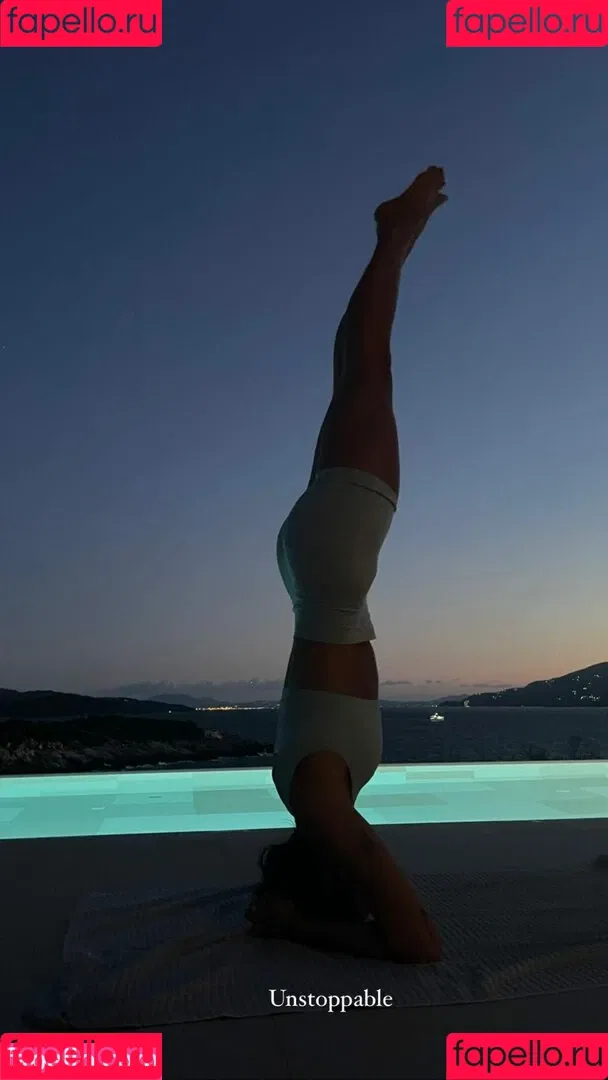 Dua Lipa / dualipa / newsong Onlyfans Photo Gallery 