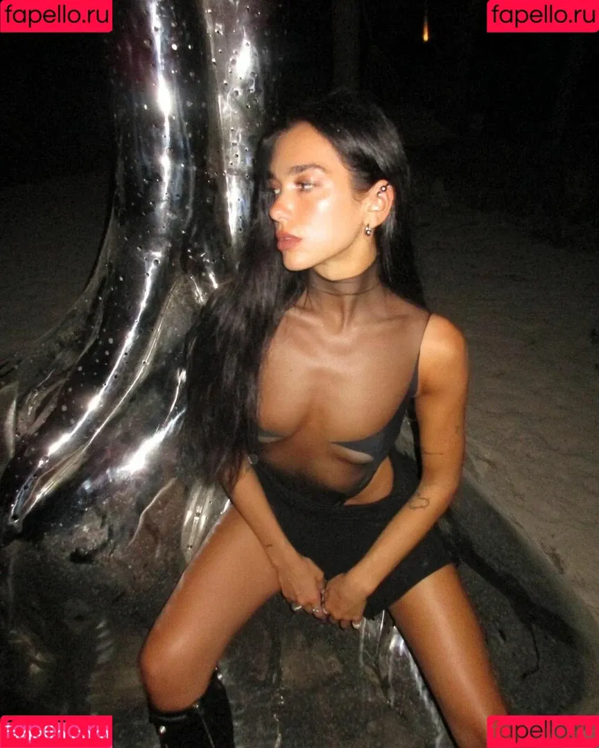 Dua Lipa / dualipa / newsong Onlyfans Photo Gallery 