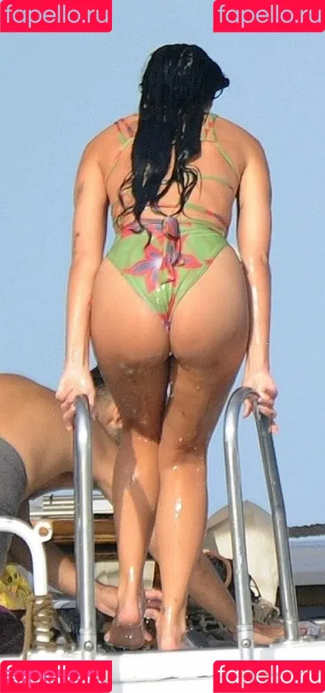 Dua Lipa / dualipa / newsong Onlyfans Photo Gallery 