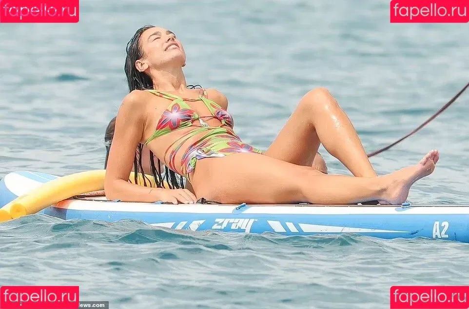 Dua Lipa / dualipa / newsong Onlyfans Photo Gallery 