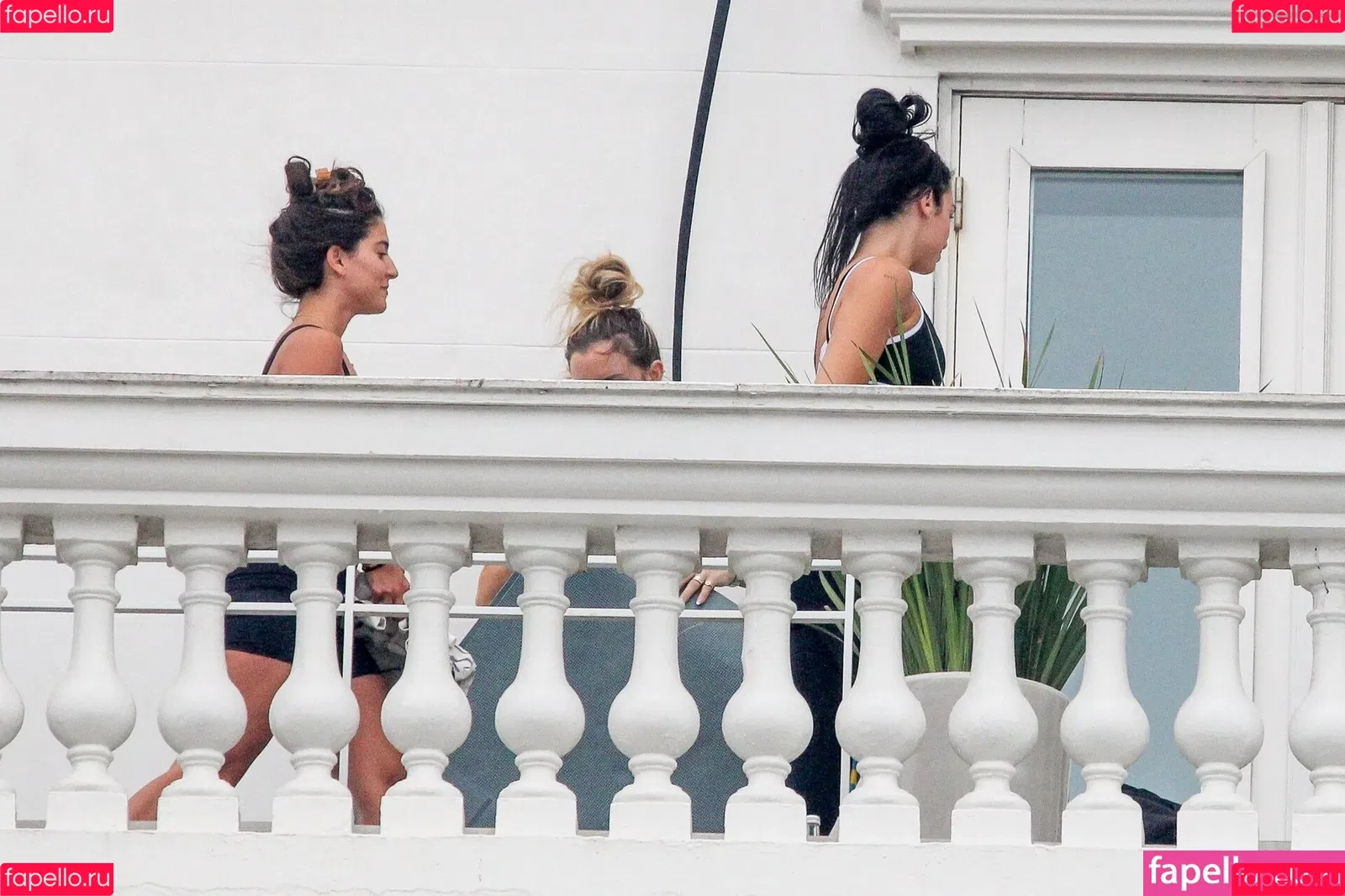 Dua Lipa / dualipa / newsong Onlyfans Photo Gallery 
