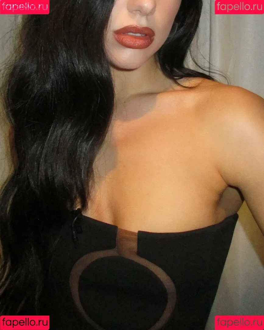 Dua Lipa / dualipa / newsong Onlyfans Photo Gallery 