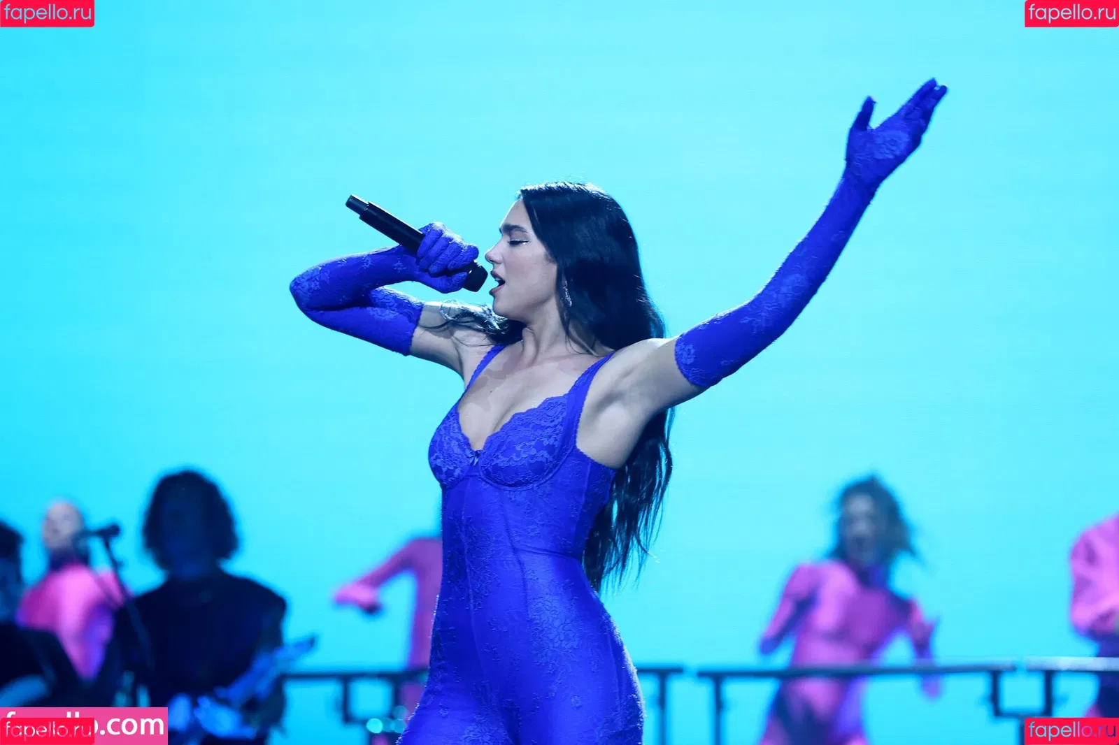 Dua Lipa / dualipa / newsong Onlyfans Photo Gallery 
