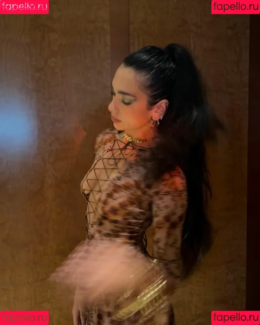 Dua Lipa / dualipa / newsong Onlyfans Photo Gallery 