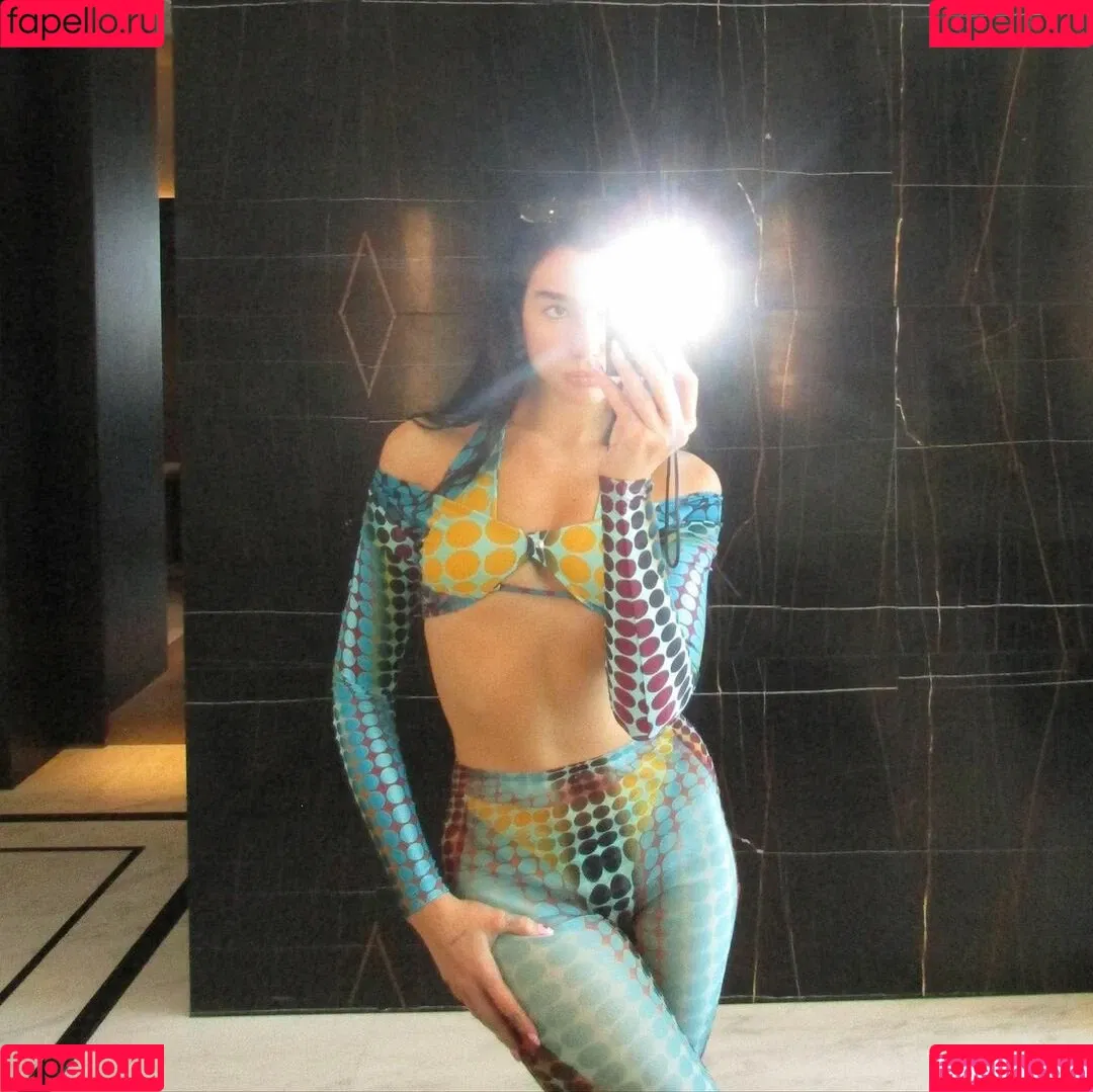 Dua Lipa / dualipa / newsong Onlyfans Photo Gallery 