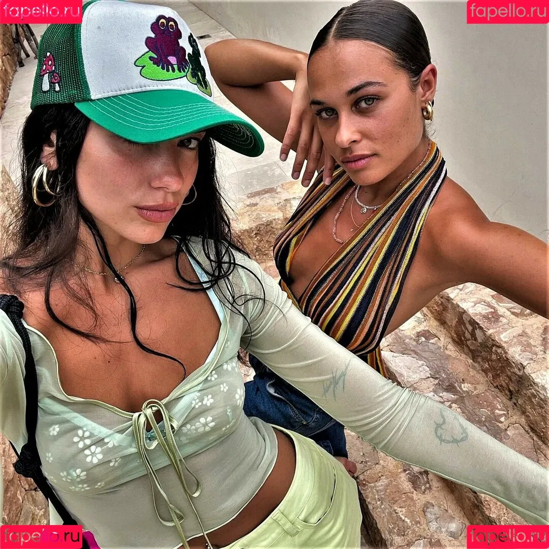 Dua Lipa / dualipa / newsong Onlyfans Photo Gallery 