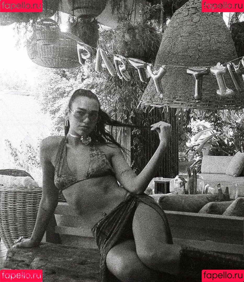 Dua Lipa / dualipa / newsong Onlyfans Photo Gallery 