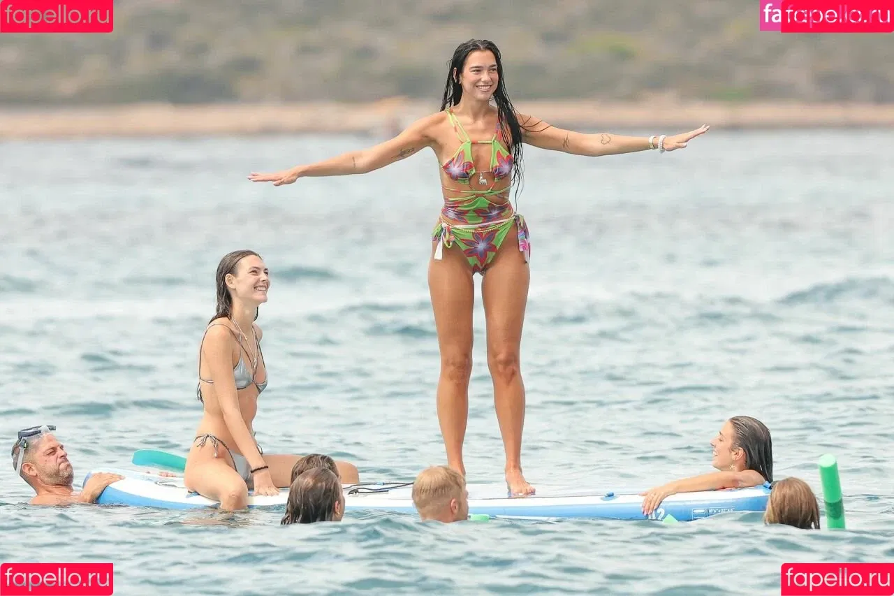 Dua Lipa / dualipa / newsong Onlyfans Photo Gallery 