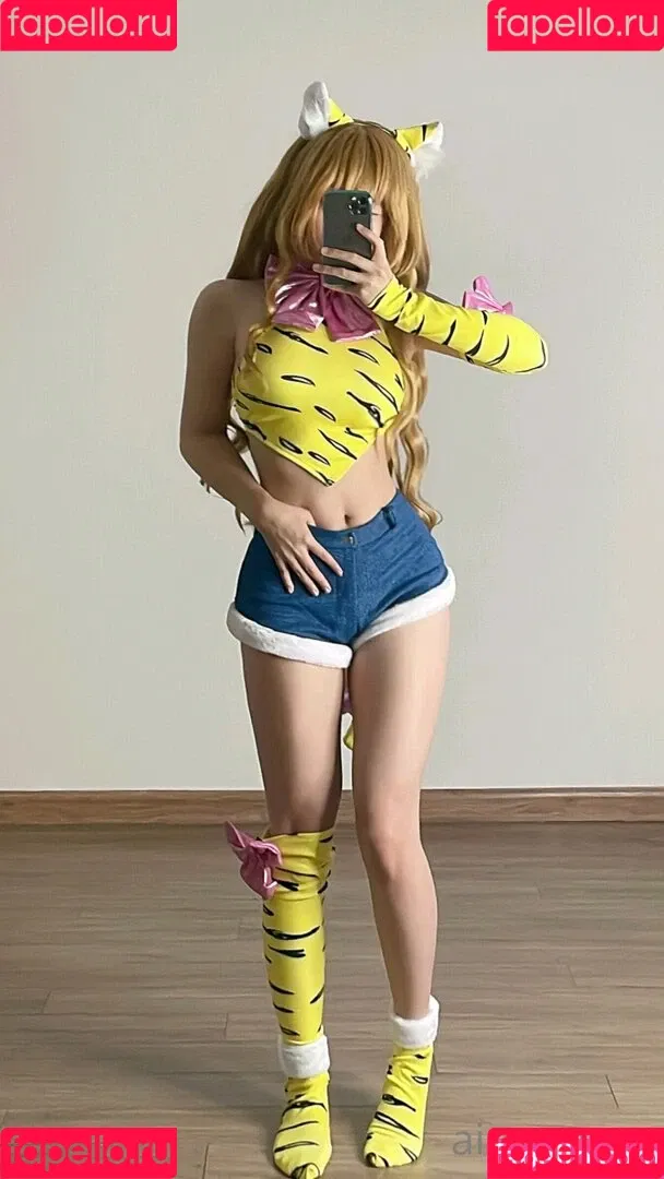 Ain Nguyen / ainnguyen / i_aint_nguyen / iaintnguyen Onlyfans Photo Gallery 