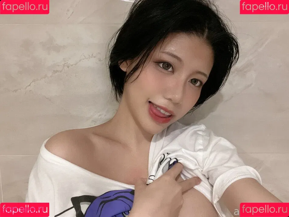 Ain Nguyen / ainnguyen / i_aint_nguyen / iaintnguyen Onlyfans Photo Gallery 