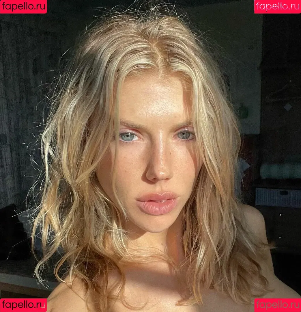 Char_mck / Charlotte McKinney / charlottemckinney / simp chat Onlyfans Photo Gallery 