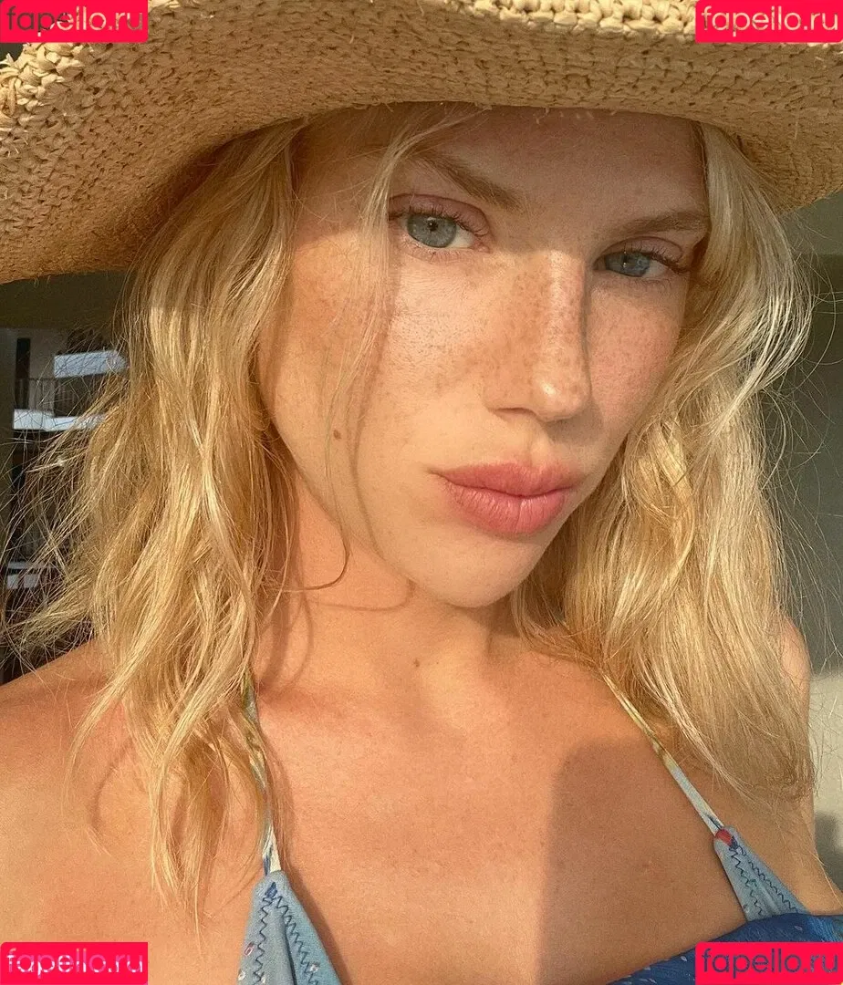 Char_mck / Charlotte McKinney / charlottemckinney / simp chat Onlyfans Photo Gallery 