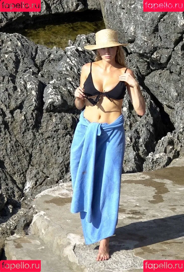 Char_mck / Charlotte McKinney / charlottemckinney / simp chat Onlyfans Photo Gallery 