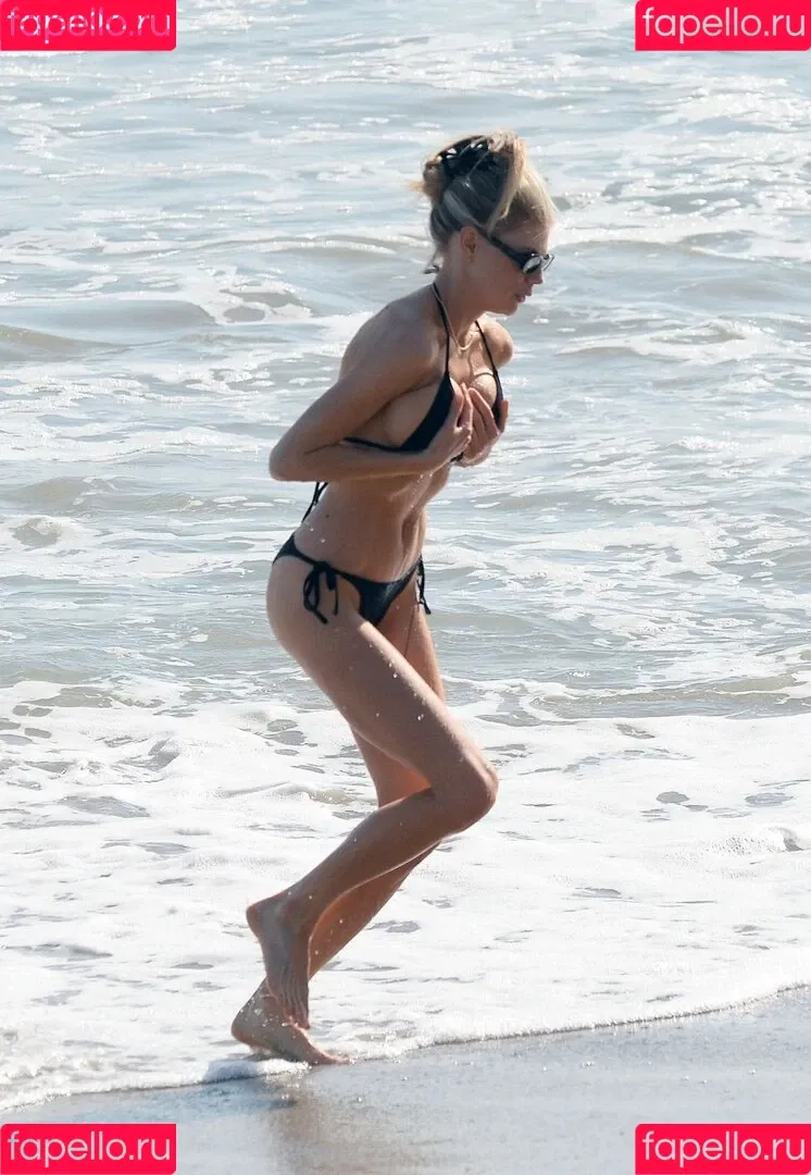Char_mck / Charlotte McKinney / charlottemckinney / simp chat Onlyfans Photo Gallery 