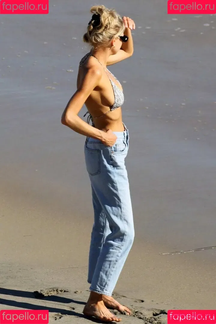 Char_mck / Charlotte McKinney / charlottemckinney / simp chat Onlyfans Photo Gallery 
