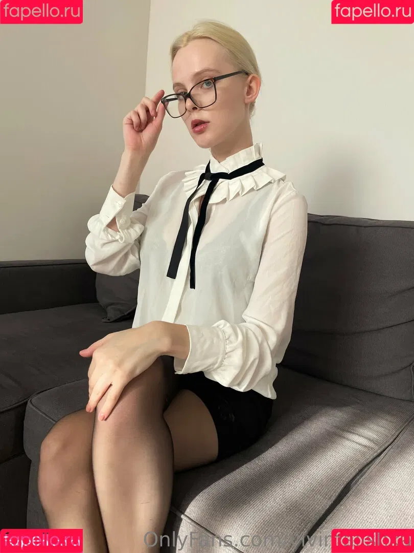 U_smyleylface / malishkavivilol / vivimalishka Onlyfans Photo Gallery 
