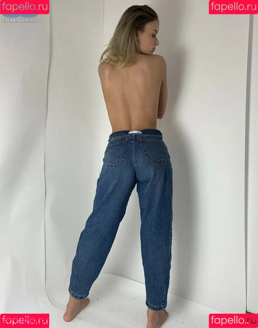 Eyfreundin / eyfreundin.official Onlyfans Photo Gallery 