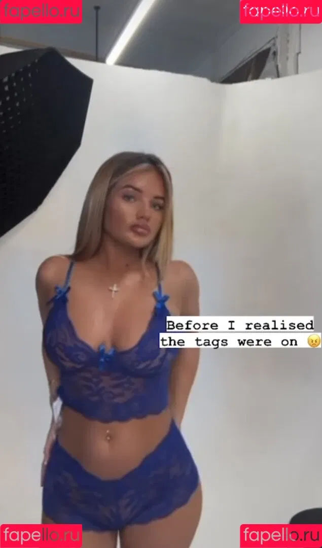 Mia Woodhall / miawoodhall Onlyfans Photo Gallery 