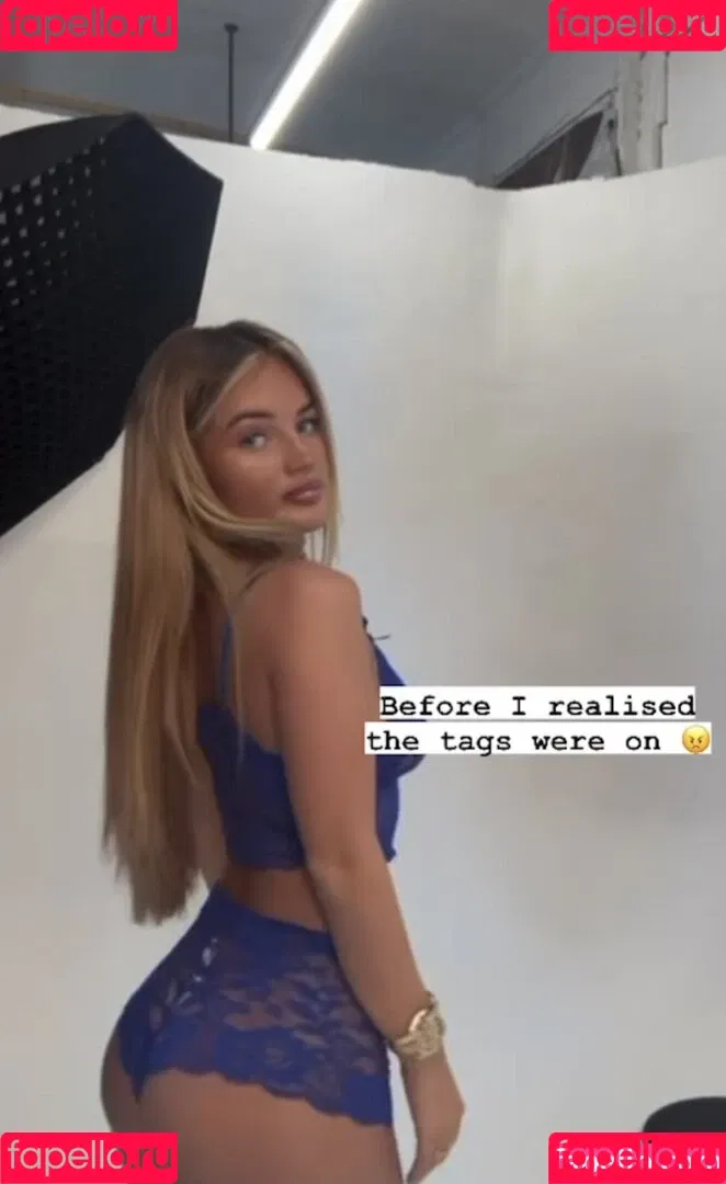Mia Woodhall / miawoodhall Onlyfans Photo Gallery 