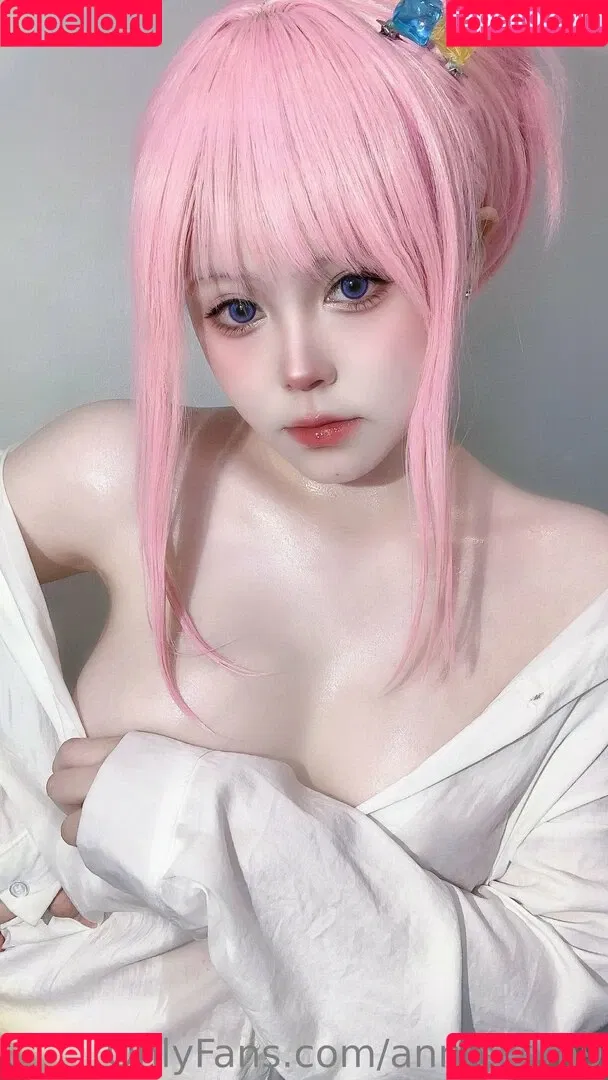 Annie Leonhardt / AnnieLe41064286 / anniekem9 Onlyfans Photo Gallery 