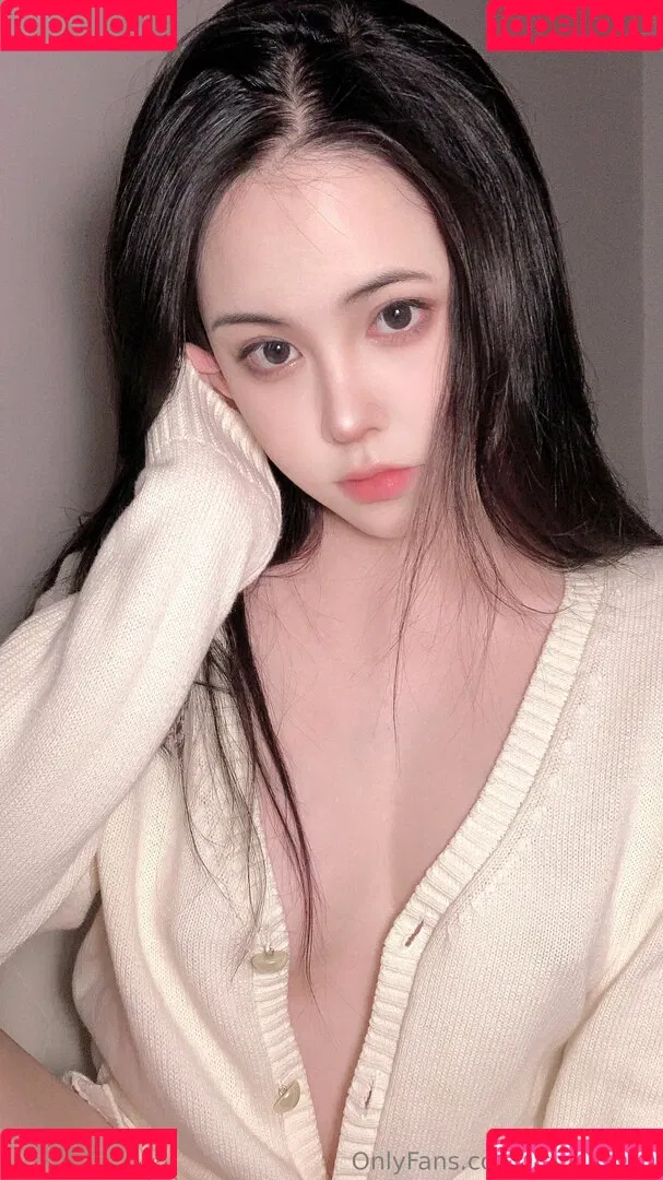 Annie Leonhardt / AnnieLe41064286 / anniekem9 Onlyfans Photo Gallery 